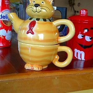 🐱  Teapot Cat w/FISH TIE Stackable  2006 WHIMSICAL CHARACTER